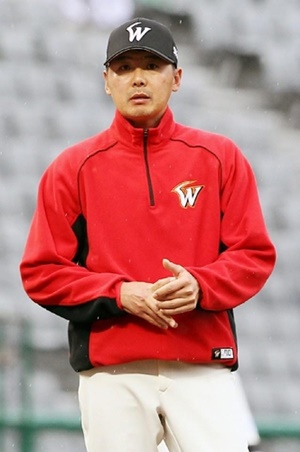 SK 새감독 김원형.