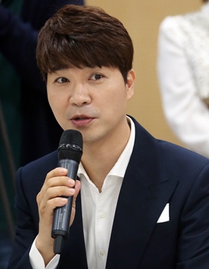 개그맨 박수홍.