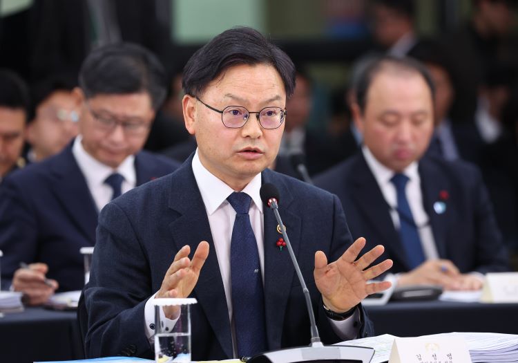 김성범 전 해양수산부 차관.